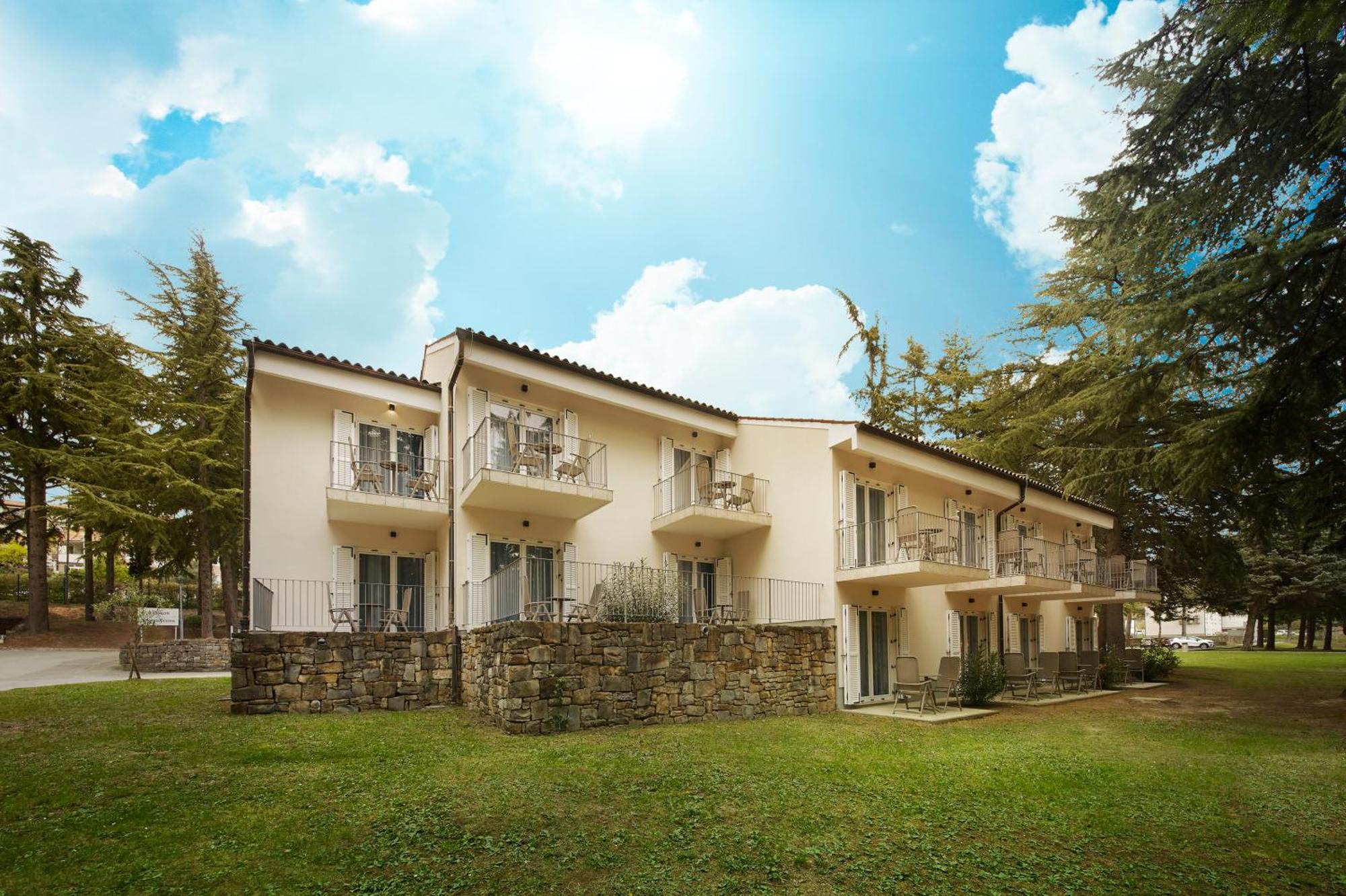 Villas With Balcony Or Terrace - Hotel & Resort Adria Ankaran Exterior foto